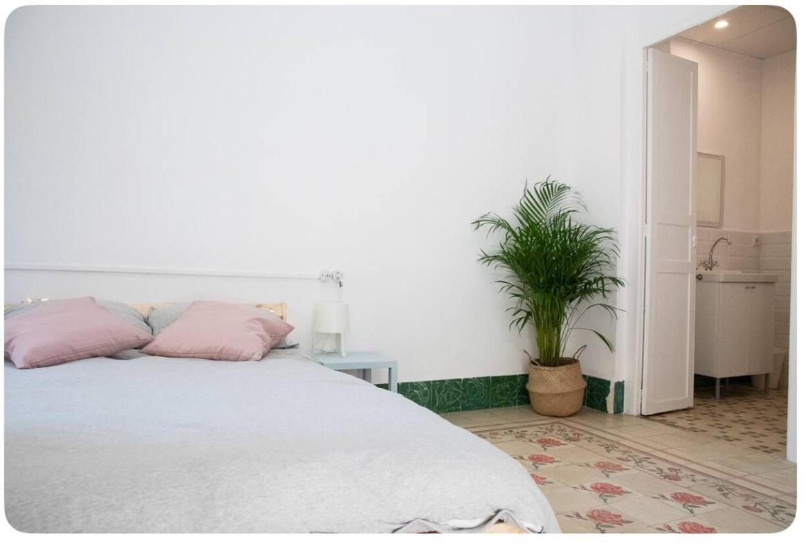 Habitacion Con Bano Privado 1 Cama De Matrimonio Valencia Ngoại thất bức ảnh